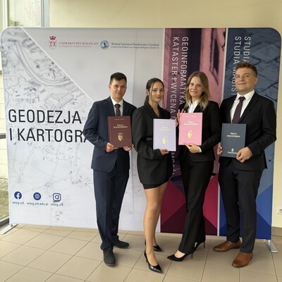 absolwenci geodezji i kartografii
