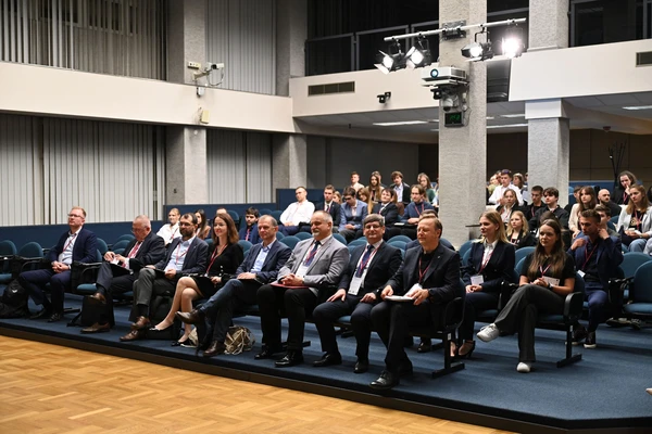 uczestnicy Ogólnopolskiej Konferencji Studentów Geodezji_2